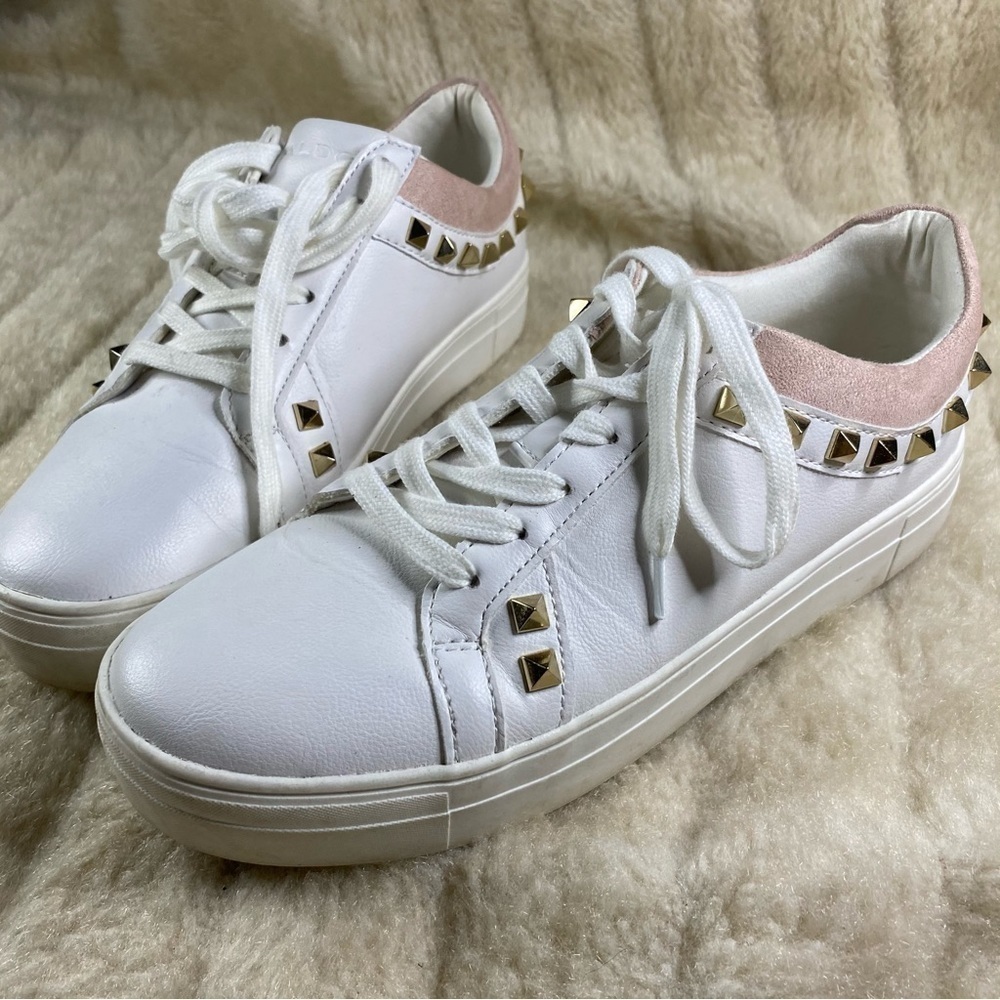 𝅺aldo Studded Sneakers